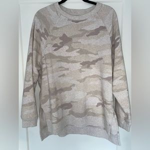 American Eagle Ahh-Mazingly Soft Light Camo Sweatshirt